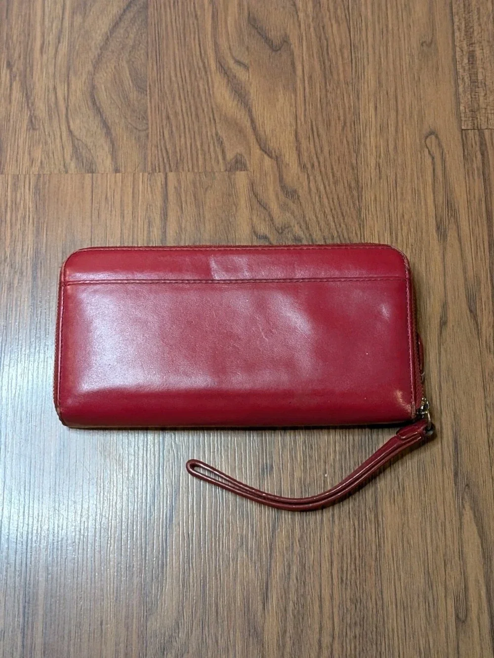 COACH Red Smooth Leather Slim Accordion Zip Wallet Wristlet Two Zip Coin Pouch